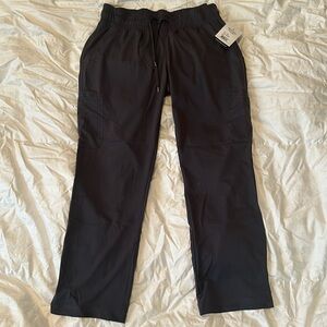 Pewter Gray Beyond Scrubs Dream Comfort scrub pants- medium petite- NWT